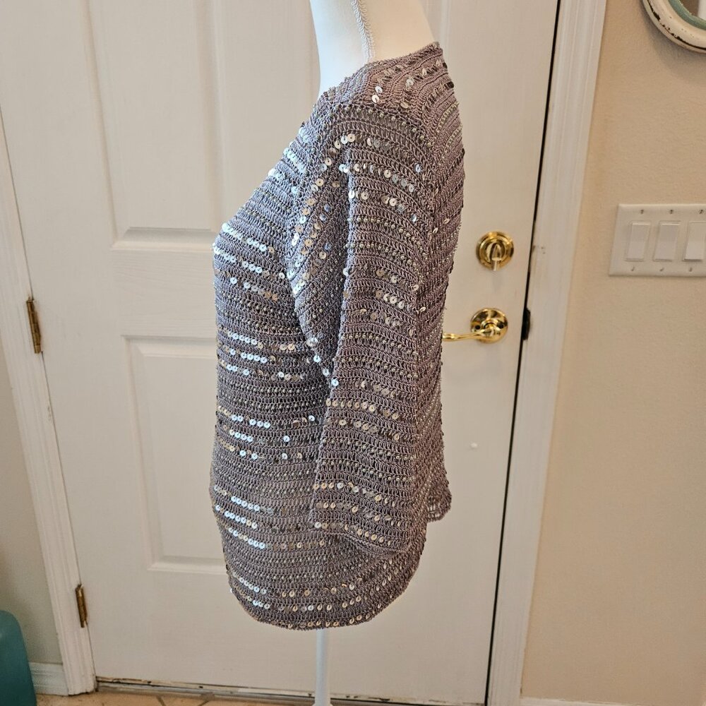 Ladies Top - Picture 2 of 4